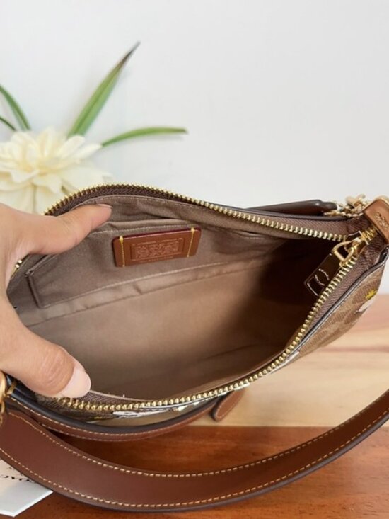 Coach X Peanuts Teri Shoulder Bag In Signature Canvas With Snoopy Print - Picture 5 of 5